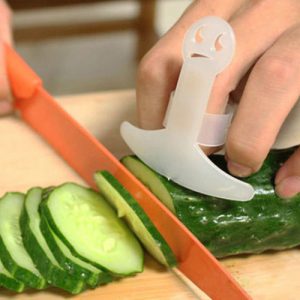 cutting-protective-guard-kitchen-vegetable-fruit.jpg